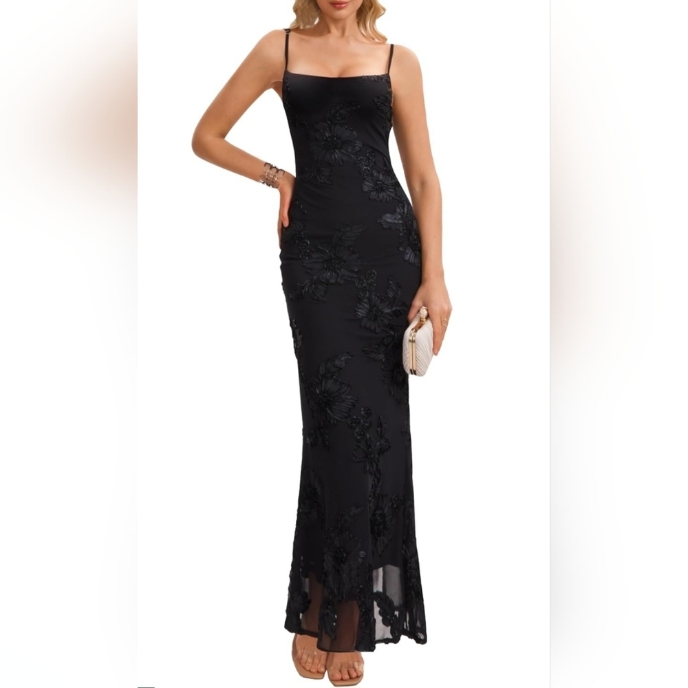 Elegant Black Floral Maxi Dress - Picture 6 of 8